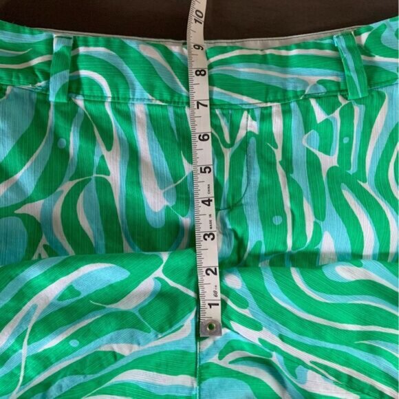 LILLY PULITZER Women’s Finders Keepers The Chipper Short Green Blue White Size 8 - Picture 13 of 14